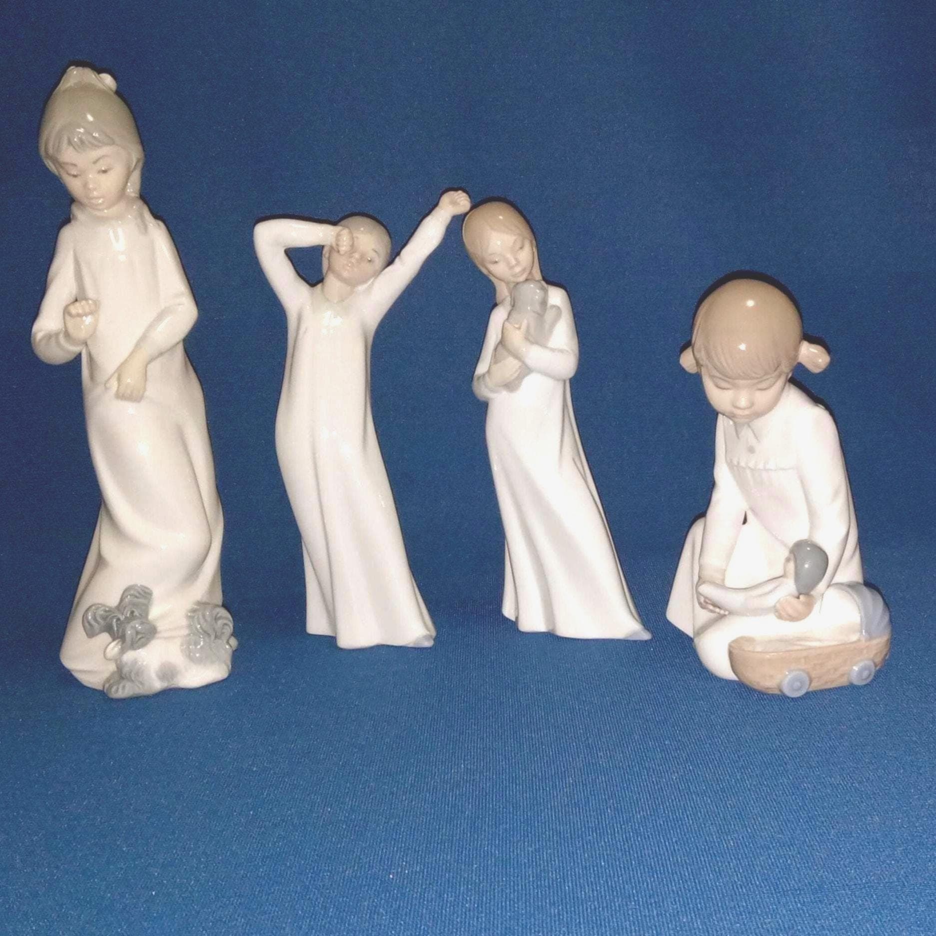 Zaphir Girl Figurine - Etsy