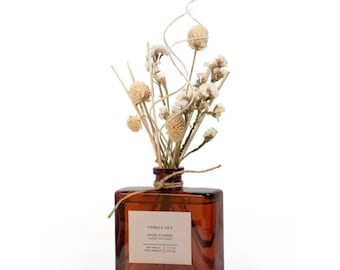 ANDALUCA Vanilla Lily Bouquet Reed Bundle Fragrance Diffuser
