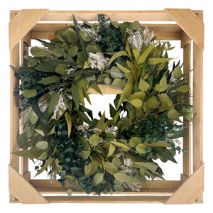 ANDALUCA Bungalow Eucalyptus Natural Wreath 18in