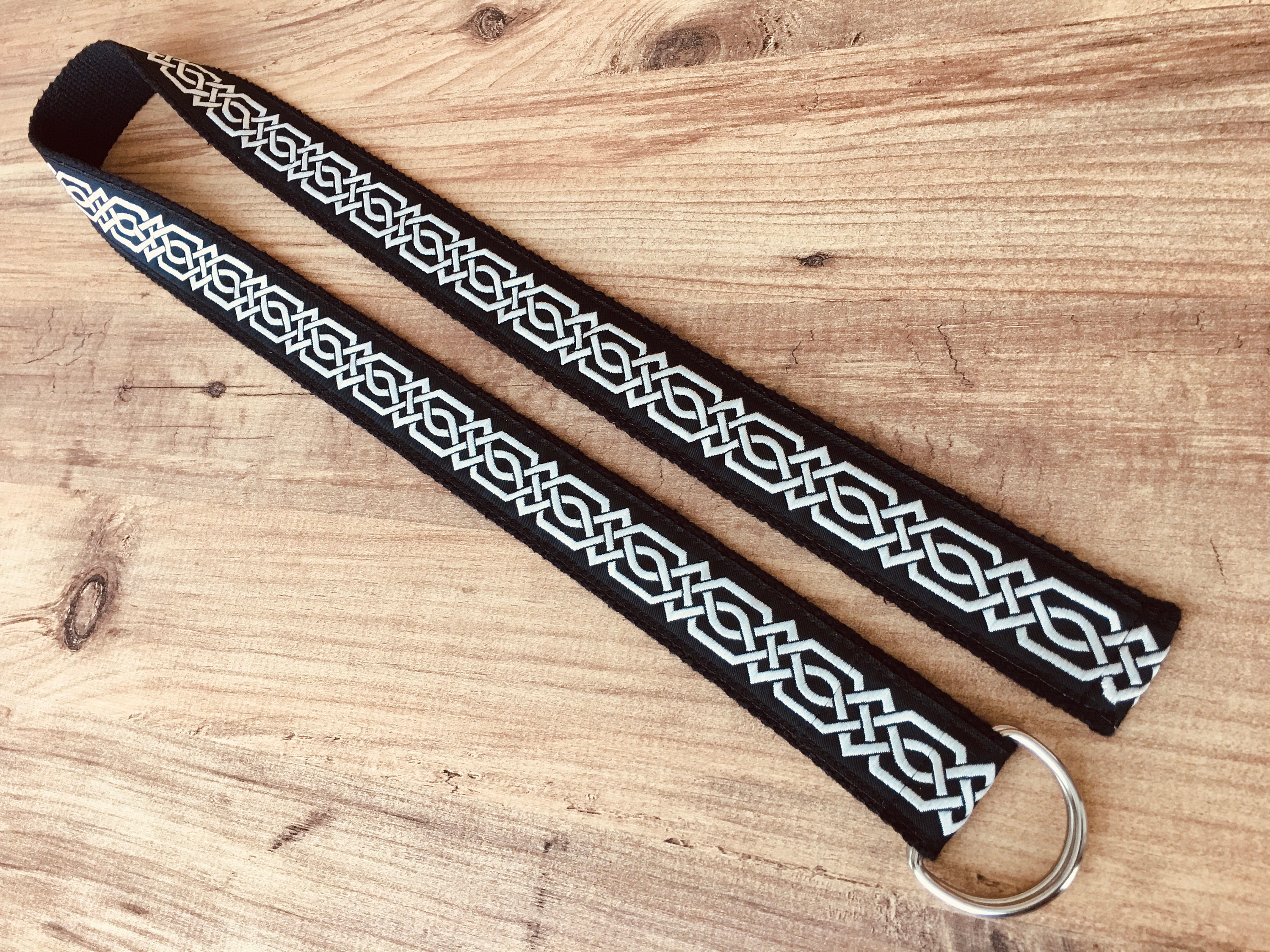 Black Cream Celtic Knot Jacquard Ribbon Belt, Men or Women Black Cream Celtic Knot Jacquard Ribbon Belt, Men or Women