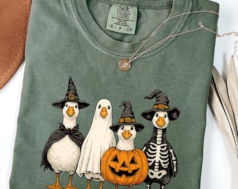 Comfort Colors® Halloween Party Ducks T-Shirt, Spooky Season Duck Shirt, October Goose T-Shirt,Hallowen Cute Duck Parade Tee, Funny Fall Tee