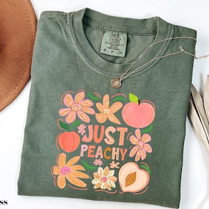 Comfort Colors® Just Peachy Summer Shirt, Just Peachy T-Shirt, Cute Peachy Shirt for Women, Vintage Floral Shirt, Sunshine Fruit Vibes Shirt