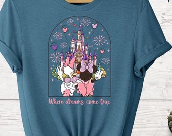 Camisetas de Minnie Daisy "Donde los sueños se hacen realidad", camisetas Disney para mejores amigas, camisetas de regalo Disney para mejores amigas, camisetas para viajes de chicas a Disneyland.