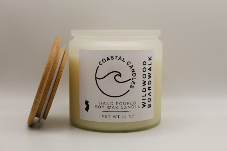 Wildwood Boardwalk Citrus Teak Coastal Candle Eco-Friendly Sustainable Soy Wax Grapefruit & Orange Uplifting Aromatherapy Natural Home Aroma image 3