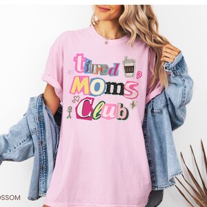 Comfort Colors® Tired Moms Club Shirt, Coffee Lover Gift For Mama, Mothers Day Gift afbeelding 12