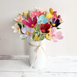 Mini fiori di carta selvatici per matrimoni in stile cottagecore, decorazioni per la casa e decorazioni per la cameretta dei bambini - Fiori di carta fatti a mano