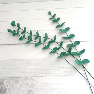 Steli di eucalipto in feltro (confezione da 3): decorazione verde pieghevole