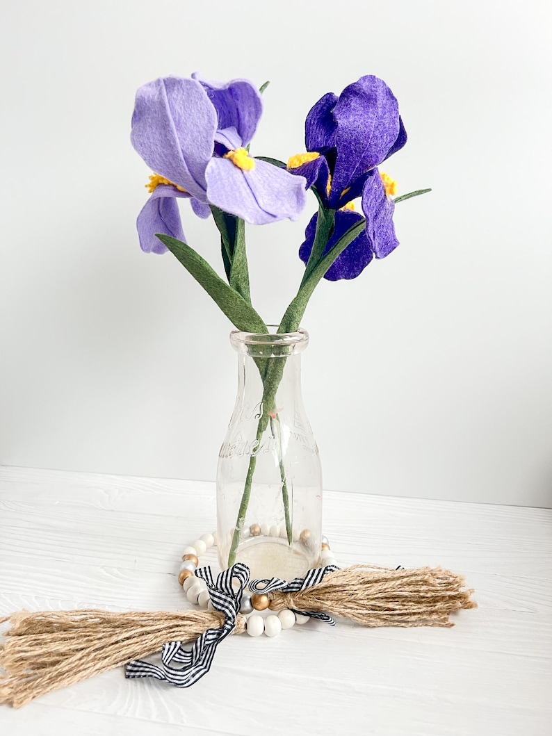 Filz Iris Blumenstängel, Cottagecore Home Decor Bild 1