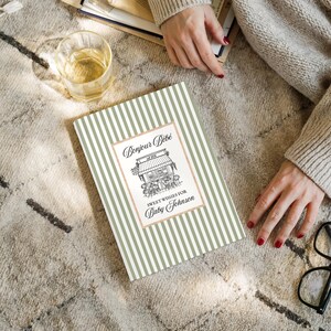 Livro de recordações personalizado do chá de bebê Bonjour Bebe Cafe, livro de visitas estilo francês preppy para chá de bebê, livro de memórias com os melhores desejos para o bebê em Paris, diário de gravidez imagem 4