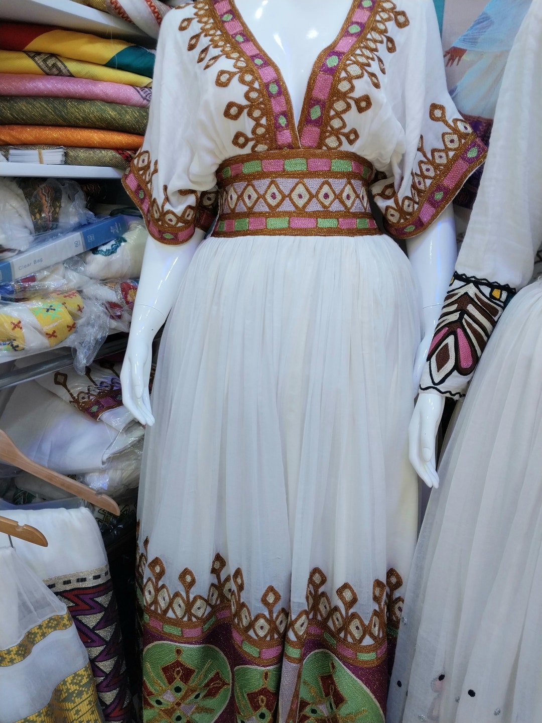 Les robe kabyle 2019 moderne sale