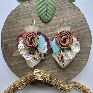Victorian Vintage Earrings, Floral Earrings, Cute Textil Vintage Earring.