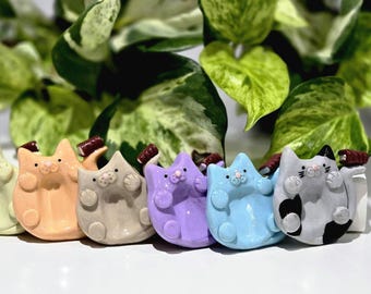 Angstverlichting fidgetspeeltje, handgemaakte klei mini stressstenen, schattige kattenbureaubuddyset, kawaii zakgenoot, kattenliefhebber cadeau