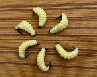 Maggot wax worm larvae lures x6