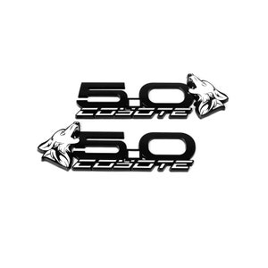 V4 Howling Coyote &quot;5.0&quot; Distintivi per parafango - Bianco (coppia) Emblemi per Mustang - Massima qualità