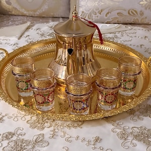 Magnifique Set Plateau à Thé Marocain 42x34 Cm + 6 Verres Traditionnels Argentés – Élégance Orientale Authentique