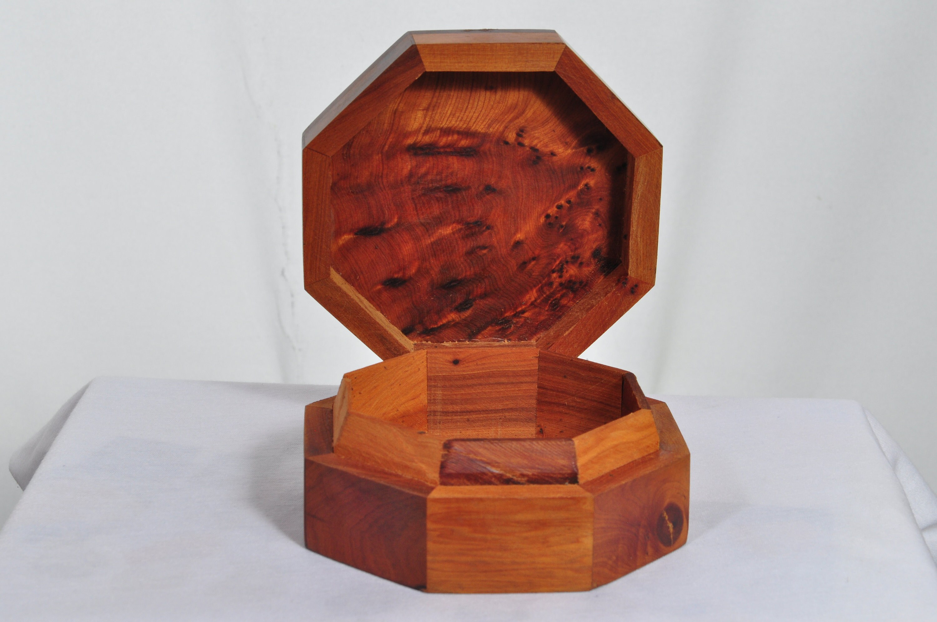 Boîte à bjoux en bos de thuya Marocan, boîte de rangement, 18 X 18 X