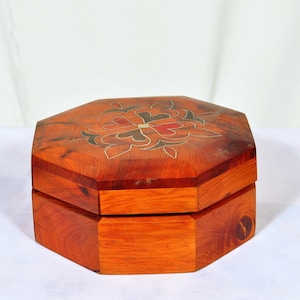 Boîte à bijoux en bois de genévrier Marocain fait main, Artisanat marocain