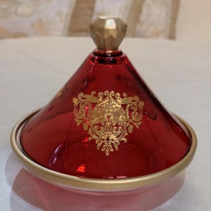 Handgjord marockansk tajine i färgat glas: Den bästa unika presentidén! Röd