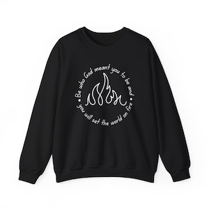 Saint Catherine of Siena Inspired Women&#39;s Crewneck Sweatshirt