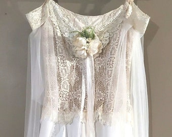 Elegante vestido de novia bohemio/vestido de encaje vintage y antiguo/vestido de novia alternativo/vestido victoriano/diseñado exclusivamente y hecho a mano.