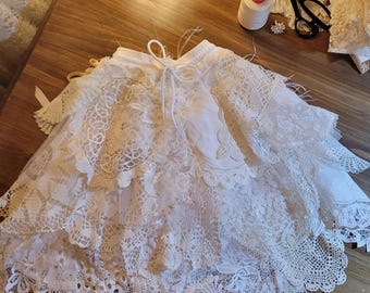 Petite woman skirt/Flower Girl Skirt/Antique Lace and doily Skirt/Girls lace Skirt/Alternative upcycled lace skirt/Size 4-6-8.