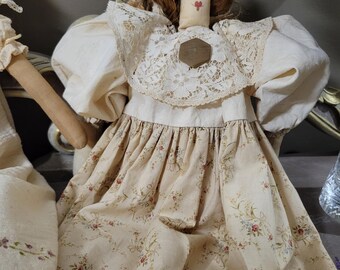 Muñecas de ángel vintage restauradas y hechas a mano.