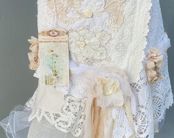 Falda cruzada de encaje antiguo bordado/Falda de boda bohemia/Falda para festivales/Falda de boda de cuento de hadas/Falda alternativa reciclada/Tallas grandes.