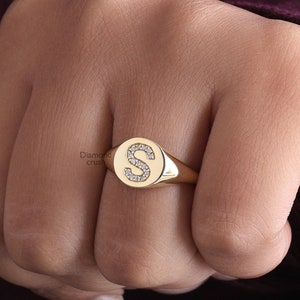 Anillo de diamantes con sello Anillo de sello con inicial Anillo de sello con meñique personalizado Anillo de sello con monograma Anillo personalizado de oro de 14 quilates Anillo grueso para mujer