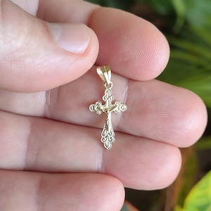 Kleines gold östliches Kreuz, 14K Goldkreuz, goldenes christliches Kreuz, Goldkreuzhalskette, echtes massiv gold-goldenes Kreuz mit Jesus-Geschenk für sie