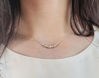 Collier de perles en argent sterling : petits bijoux élégants, collier de demoiselle d'honneur, cadeau de la mariée, collier en argent, cadeau pour elle, cadeau pour maman