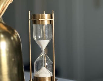 Personalisierte Sanduhr aus massivem Messing mit Kompass: Revolving Maritime Sanduhr