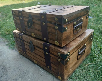 Set of 2 Wooden Keepsake Box Handmade Old Fashioned Decorative Storage Trunk Pirate Photo Prop Hand-Crafted Wooden Box with Hinged Lid