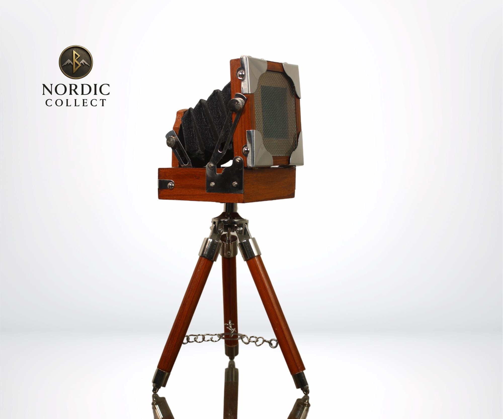 Intrepid 4x5 Tripod For 4x5 Camera INTREPID 4x5 Camera Black