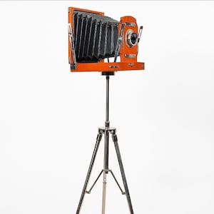 Vintage Holzkamera auf Stativ - Retro-Fotografie-Dekor - personalisiertes antikes Geschenk für Sammler, Studio oder Home Display