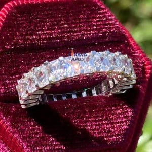 Volle Ewigkeit 6TCW Radiant Cut Moissanit Ehering für Frau, 10K Weißgold Ehering stapelbar Band, Minimalist Versprechen Band