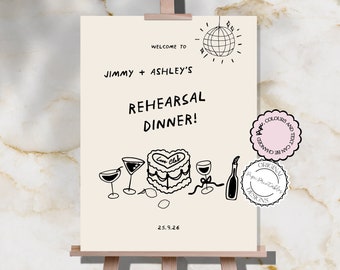Op de afbeelding: Een printbaar bord voor een repetitiediner met de tekst "Welkom bij Jimmy + Ashley's Rehearsal Dinner!" en de datum "25.9.26". Het bord heeft een discobal, een taart met de woorden "Love Club" en twee glazen wijn.