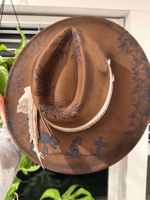 Customizable Burned Wide Brim Suede Hat & Custom Hat Band - Etsy display picture 3