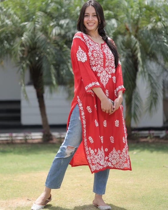cotton #chikankari #suits #cottonchikankarisuits Perfect hot red cotton chikankari  kurti! Chikankar… | Cotton kurti designs, Red kurti design, Indian kurti  designs