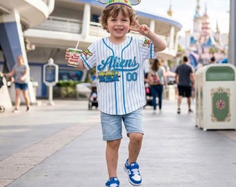 Camiseta de béisbol personalizada de Toy Story Aliens, camisa de Disney Little Green para hombre, regalo de cumpleaños de Disney para niño, equipo para vacaciones de verano 2026