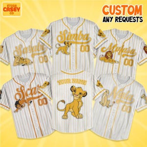 Personalisierte Simba König der Löwen Geburtstag Vater Mutter Tag Geschenk Disney 70. Jahrestag 2026 Baseball Jersey Familie Passendes Shirt Bild 1