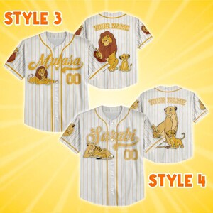 Personalisierte Simba König der Löwen Geburtstag Vater Mutter Tag Geschenk Disney 70. Jahrestag 2026 Baseball Jersey Familie Passendes Shirt Bild 3