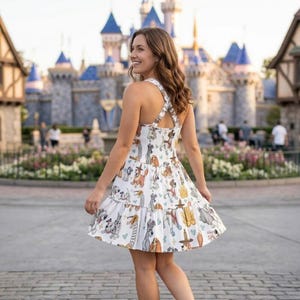 Schickes Disney-Hundemama-Kleid mit Kreuzrücken, Lady Tramp Pongo Öffnen-Rücken-Twir-Kleid, Kultige Welpen-Muster-Damenboutique Urlaubsbekleidung