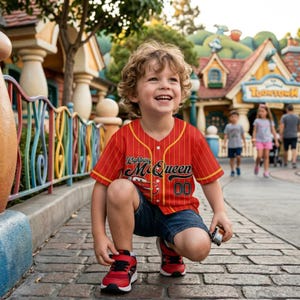 Camiseta de béisbol personalizada de Lightning McQueen para cumpleaños, Día del Padre, Vacaciones de Verano 2026, Camiseta a juego para toda la familia imagen 1
