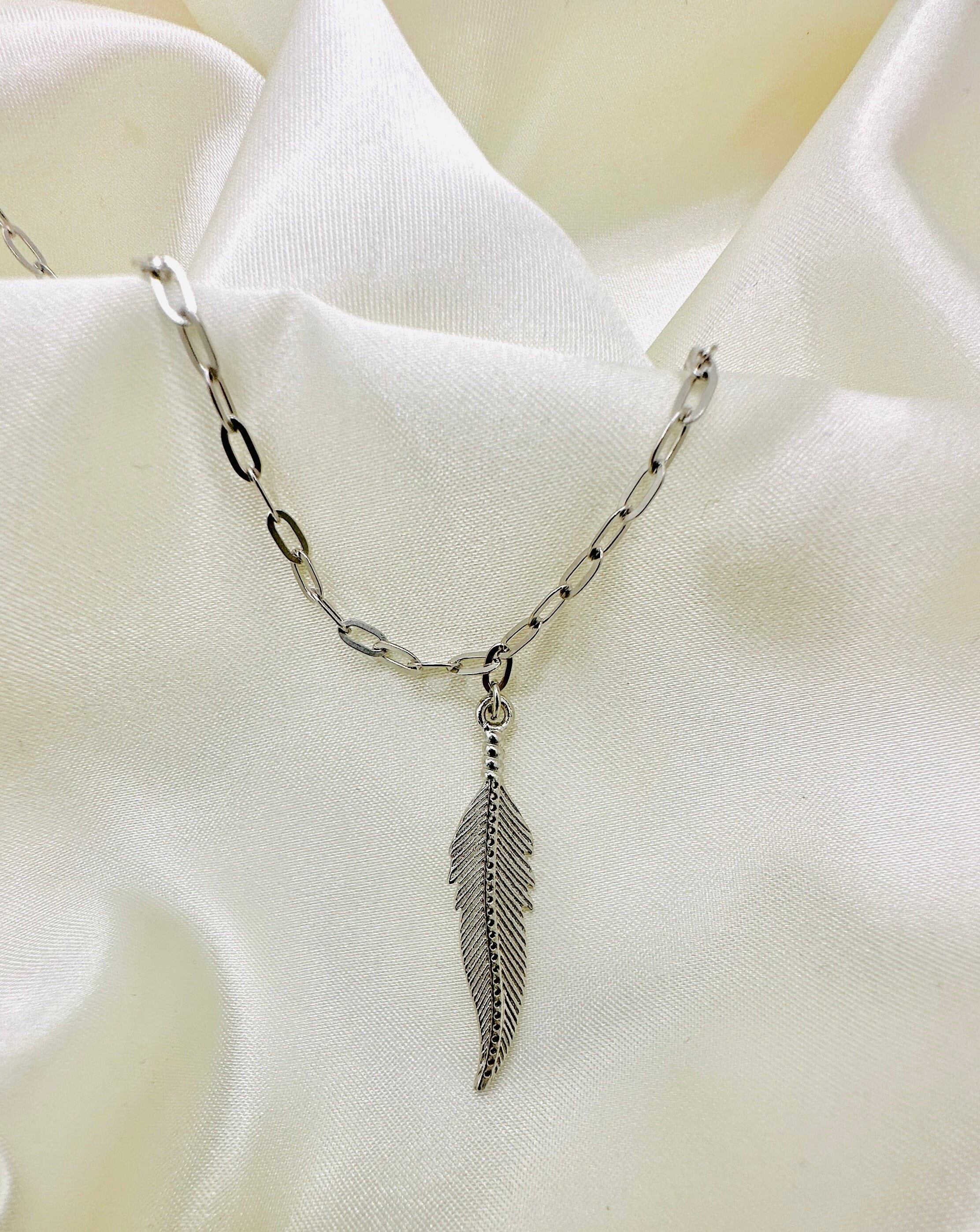 Collana Bohémien Con Ciondolo A Piuma E Foglia Lunga In Argento - Gioiello A Y Per Donna E Ragazza, Catena Regolabile 61 Cm, Stile Zingaro Chic