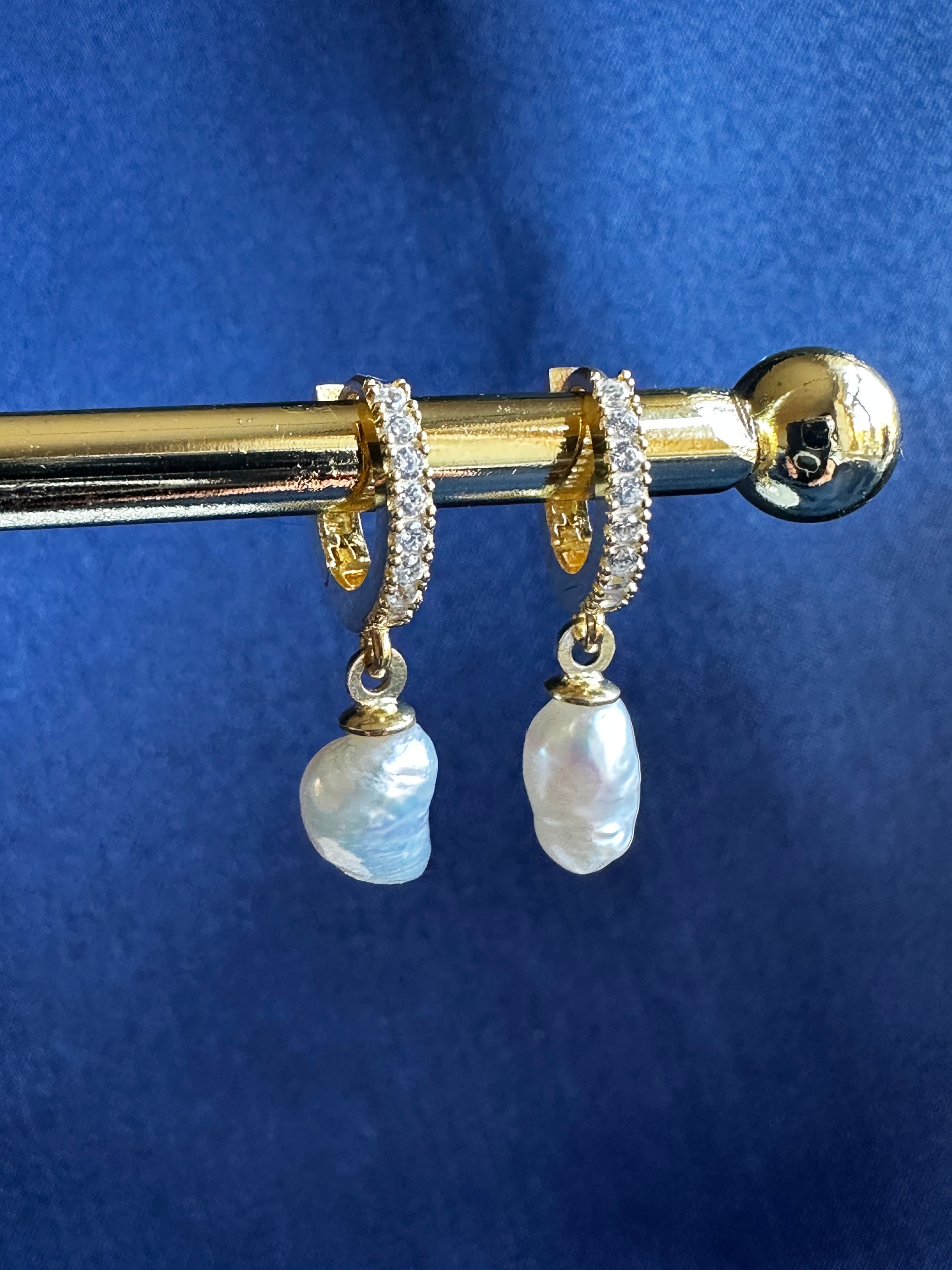 Boucles D'oreilles Femme Plaqué Or - Perles En Acier Inoxydable - Style Huggie Boule - Neuf Avec étiquettes