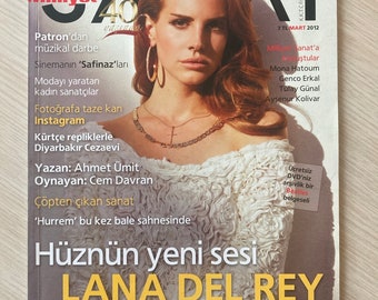 Magazine turc Milliyet Sanat - Lana Del Rey / Livraison rapide gratuite dans le monde entier