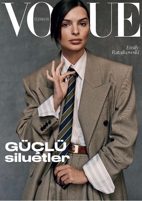 女性情報誌 Vogue Turkey Magazine February 2022 vogue Turkey December 2024 Aivita Muze - Ülkü Hilal Çiftçi