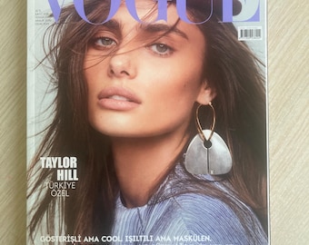 Vogue TÜRKİYE Magazine December 2019 Vogue Turkey December 2018 Taylor Hill / Fast Shipping