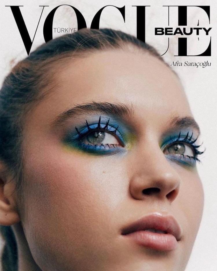 Get digital access to Vogue Türkiye - May 2022 issue