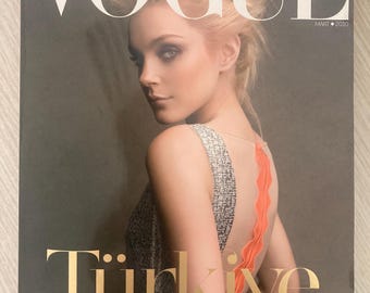 Vogue Türkei Ausgabe Nr. 1 - Jessica Stam - März 2010